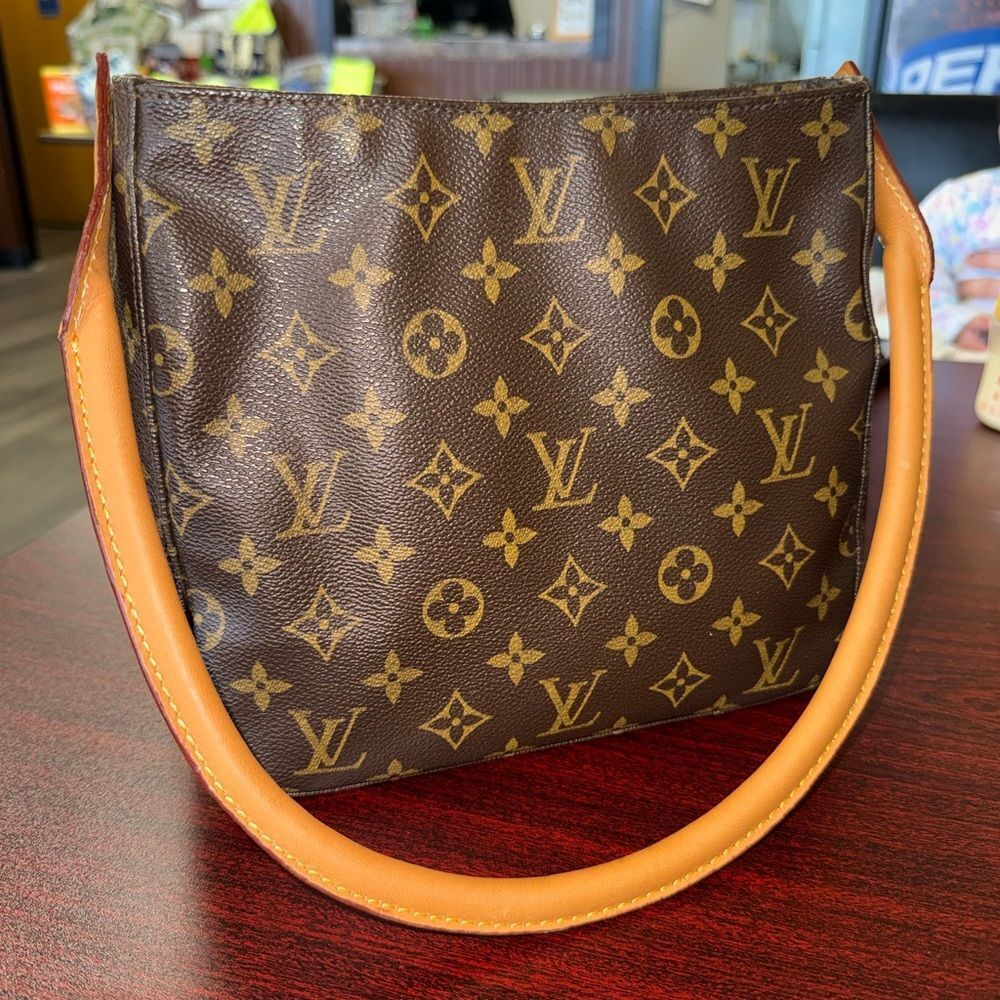 Louis Vuitton Monogram Canvas Shoulder Bag in Brown - Picture 4 of 16